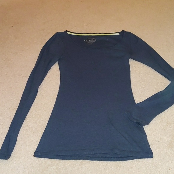 Arizona Jean Company Tops - Arizona Jean co long sleeve tee